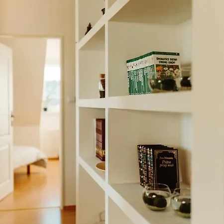 Apartmán Majestic Views From A 60m2 Private Terrace - Castle, Cathedral, Old Town