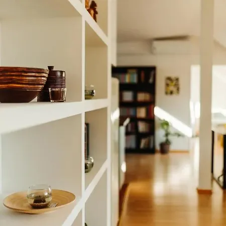 Majestic Views From A 60m2 Private Terrace - Castle, Cathedral, Old Town דירה