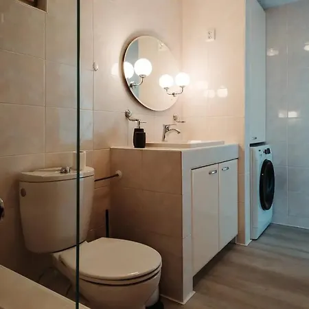 Majestic Views From A 60m2 Private Terrace - Castle, Cathedral, Old Town Apartmán Bratislava