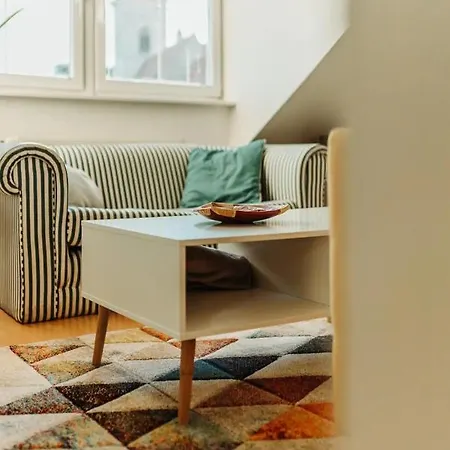 Majestic Views From A 60m2 Private Terrace - Castle, Cathedral, Old Town דירה ברטיסלאבה