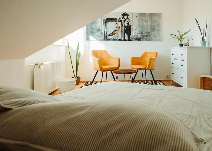 Majestic Views From A 60m2 Private Terrace - Castle, Cathedral, Old Town Apartmán