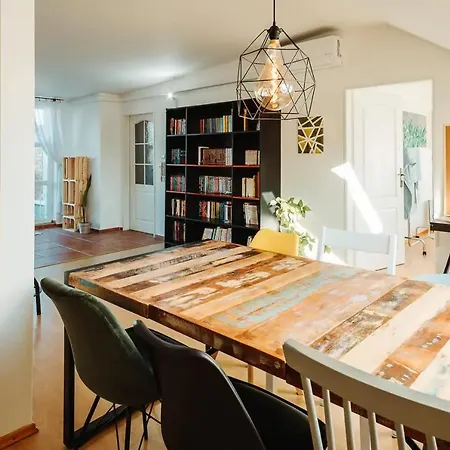 Διαμέρισμα Majestic Views From A 60m2 Private Terrace - Castle, Cathedral, Old Town *