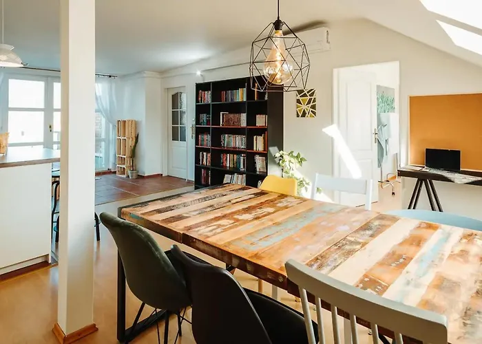 Lejlighed Majestic Views From A 60m2 Private Terrace - Castle, Cathedral, Old Town *